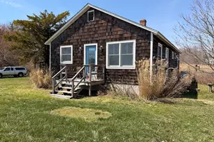 69 Daniel Ave, Guilford, CT 06437 - Photo 1