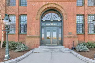 25 Grand St, Norwalk, CT 06851 - Photo 1