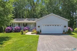 25 Heather Brook Rd, Montville, CT 06382 - Photo 1