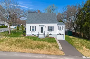 27 Glendale Dr, Waterbury, CT 06708 - Photo 1