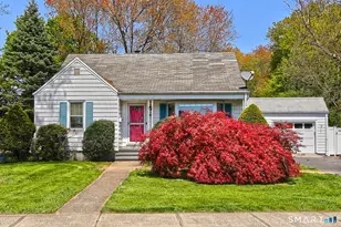 15 Locust St, Milford, CT 06461 - Photo 1