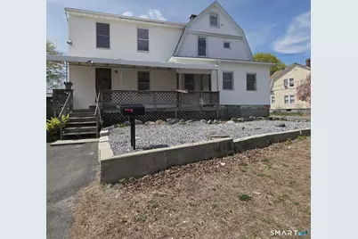 124 Geddes Terrace #Right, Waterbury, CT 06708 - Photo 1