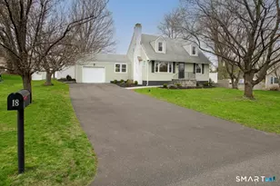 18 Maple St, Trumbull, CT 06611 - Photo 1
