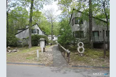 8 Staunton Court #C, Farmington, CT 06032 - Photo 1