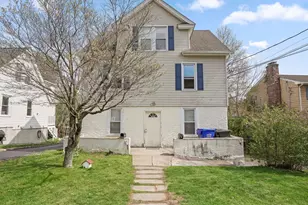 25 Old Stratfield Rd, Fairfield, CT 06825 - Photo 1