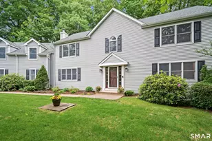 31 Grant Dr, Avon, CT 06001 - Photo 1