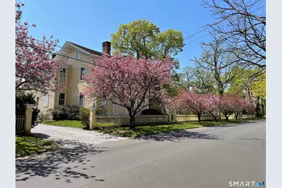 29 Broad Street, Guilford, CT 06437 - Photo 1