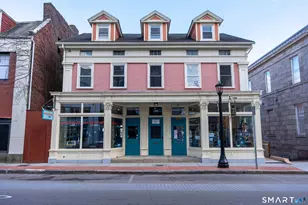 138 Bank St, New London, CT 06320 - Photo 1