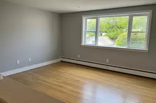 7 Dale St, Stamford, CT 06902 - Photo 1