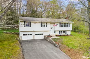 271 Shadduck Rd, Middlebury, CT 06762 - Photo 1