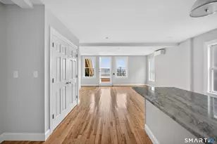 138 Bank St, New London, CT 06320 - Photo 1