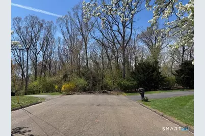 27 Falcon Crest Drive, North Haven, CT 06473 - Photo 1