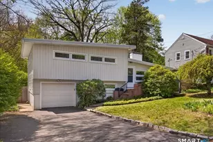122 Corbin Rd, Hamden, CT 06517 - Photo 1