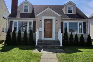 457 Summit St, Bridgeport, CT 06606 - Photo 1
