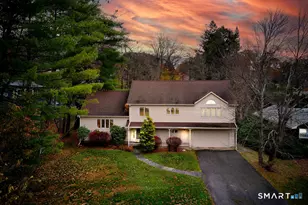 66 Wynn Wood Dr, Fairfield, CT 06825 - Photo 1
