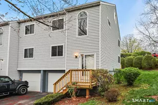29 Midway Dr, Cromwell, CT 06416 - Photo 1