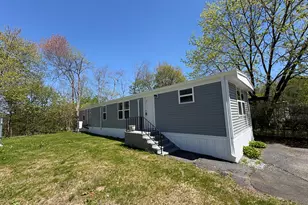 126 Thunderbird Dr, Naugatuck, CT 06770 - Photo 1