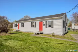 158 Midway Oval, Groton, CT 06340 - Photo 1
