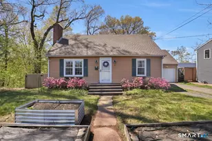 2 Alpine St, Manchester, CT 06040 - Photo 1