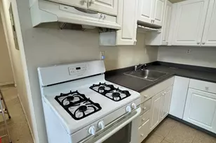 22 Orchard St, Stamford, CT 06902 - Photo 1