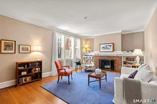 21 Robin Rd, West Hartford, CT 06119 - Photo 1