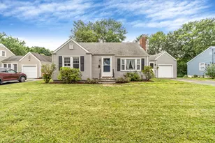492 North St, Milford, CT 06461 - Photo 1