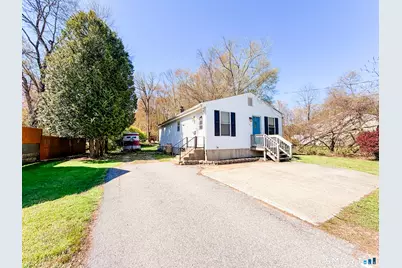 160 Dunham Street, Norwich, CT 06360 - Photo 1