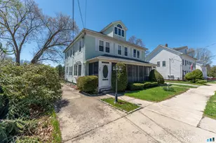 9 Floral Ave, Thompson, CT 06255 - Photo 1