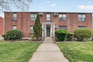49 Mencel Cir, Bridgeport, CT 06610 - Photo 1