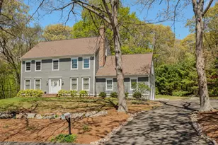 4 Swanswood Ln, Old Lyme, CT 06371 - Photo 1