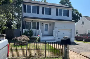39 Moffitt St, Bridgeport, CT 06606 - Photo 1