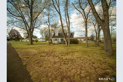 18 Kimberly Circle, North Haven, CT 06473 - Photo 1