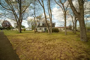 18 Kimberly Cir, North Haven, CT 06473 - Photo 1