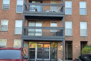 140 Kane St, West Hartford, CT 06119 - Photo 1