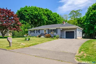13 Valley Stream Dr, Danbury, CT 06811 - Photo 1