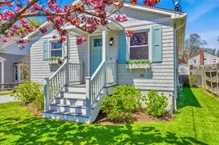 13 Maltby St, Branford, CT 06405 - Photo 1