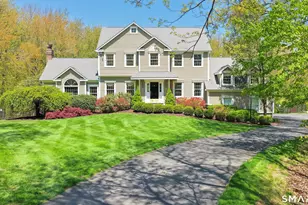 11 Wychwood Ln, Oxford, CT 06478 - Photo 1