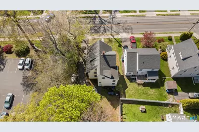 86 Oakwood Avenue, West Hartford, CT 06119 - Photo 1