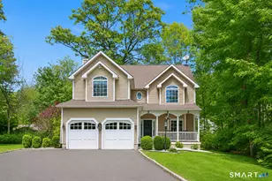 32 Juhasz Rd, Norwalk, CT 06854 - Photo 1