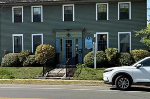 25 Water St, Guilford, CT 06437 - Photo 1
