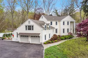 266 W Haviland Ln, Stamford, CT 06903 - Photo 1
