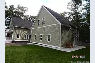 55 Oakridge Street, Norwich, CT 06360 - Photo 1