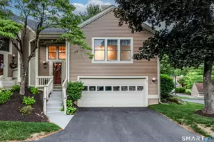 33 Brittania Dr, Danbury, CT 06811 - Photo 1