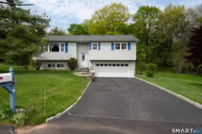 8 Mendes Road, Danbury, CT 06811 - Photo 1
