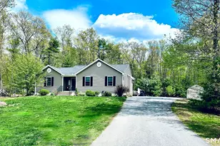29 Logan Ln, Thompson, CT 06277 - Photo 1