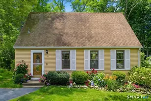 19 Maplewood Dr, East Lyme, CT 06333 - Photo 1