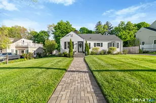 12 Chatfield Dr, Trumbull, CT 06611 - Photo 1