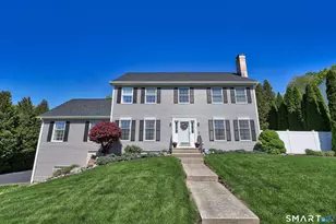 10 Fawn Meadow Dr, Naugatuck, CT 06770 - Photo 1