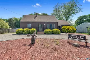 8 Chapel Hill Rd, Montville, CT 06370 - Photo 1