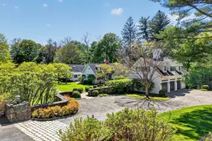 41 Peaceable St, Ridgefield, CT 06877 - Photo 1